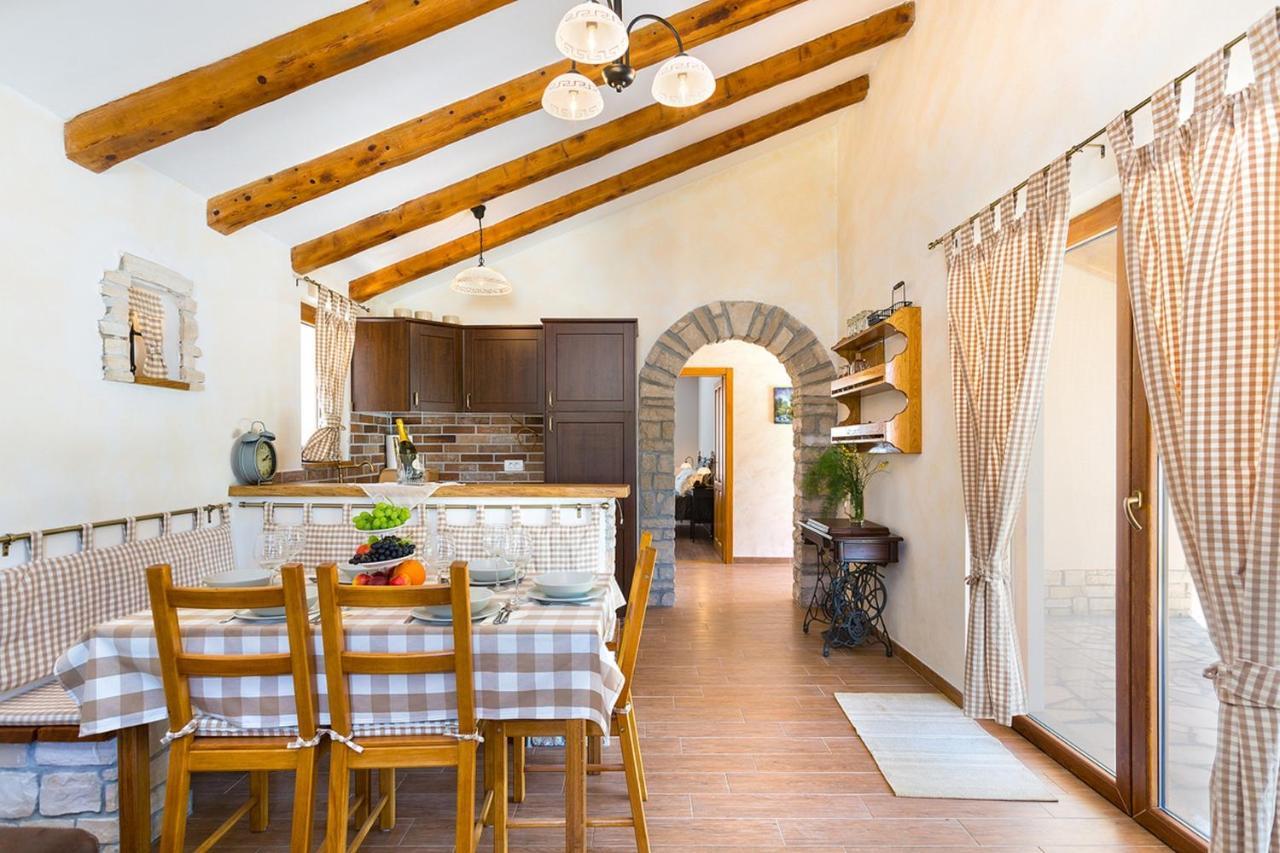 Villa Bilen Медулин Екстериор снимка